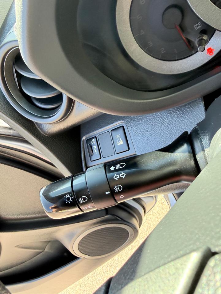 Toyota RAV4 4WD 4dr V6 5-Spd AT Sport (Natl) 2010