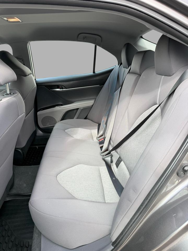 Toyota Camry LE Auto (Natl) 2022