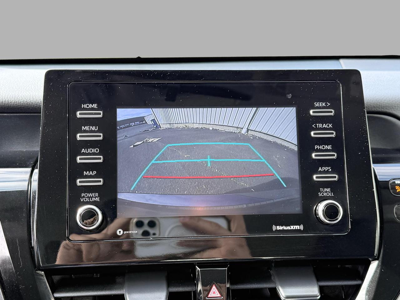 Toyota Camry LE Auto (Natl) 2022