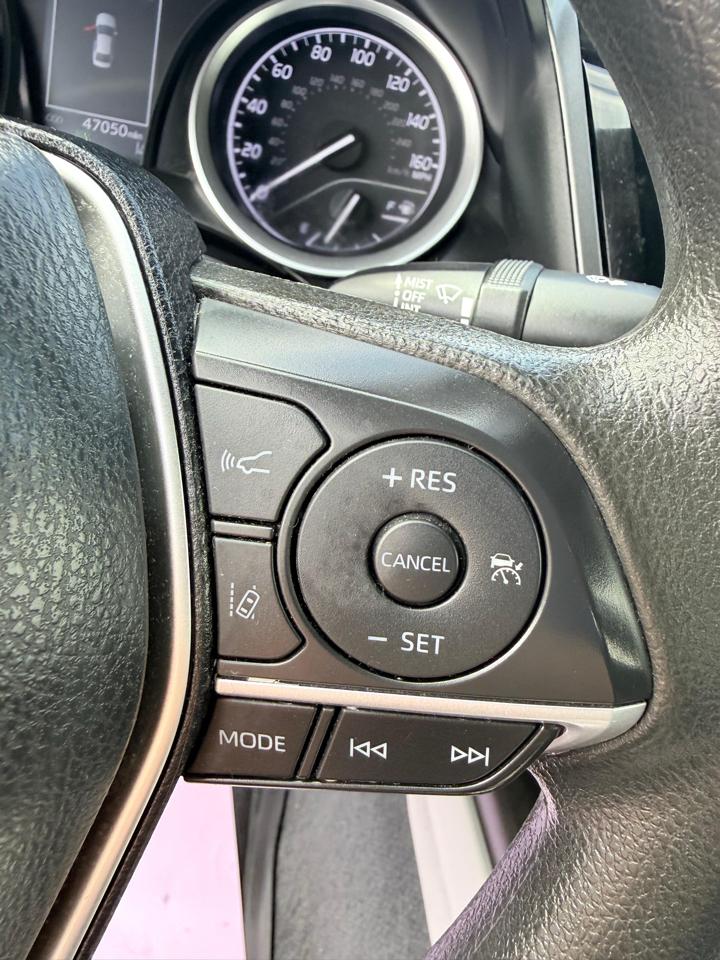 Toyota Camry LE Auto (Natl) 2022