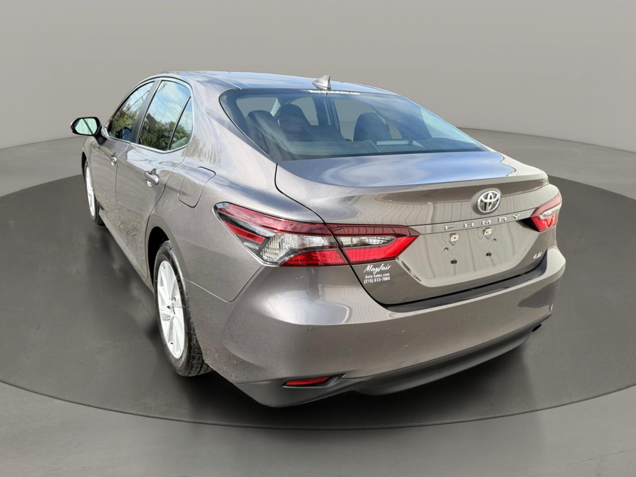 Toyota Camry LE Auto (Natl) 2022