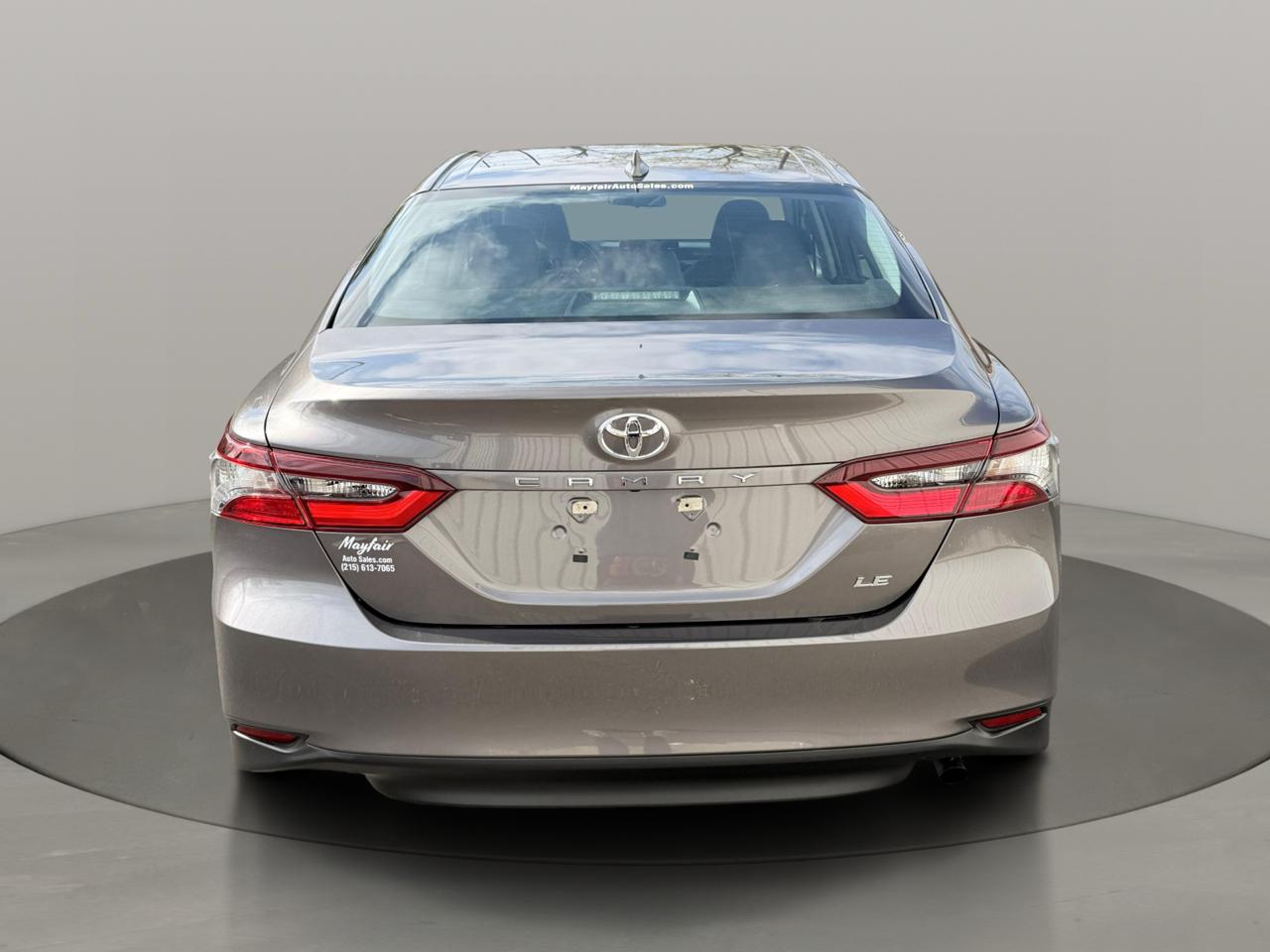 Toyota Camry LE Auto (Natl) 2022