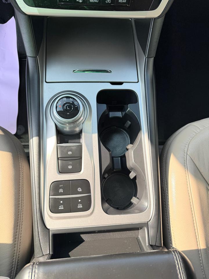 Ford Explorer Base RWD 2021