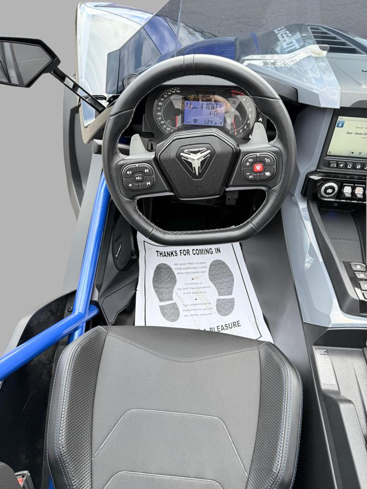 Polaris Slingshot SL  2021