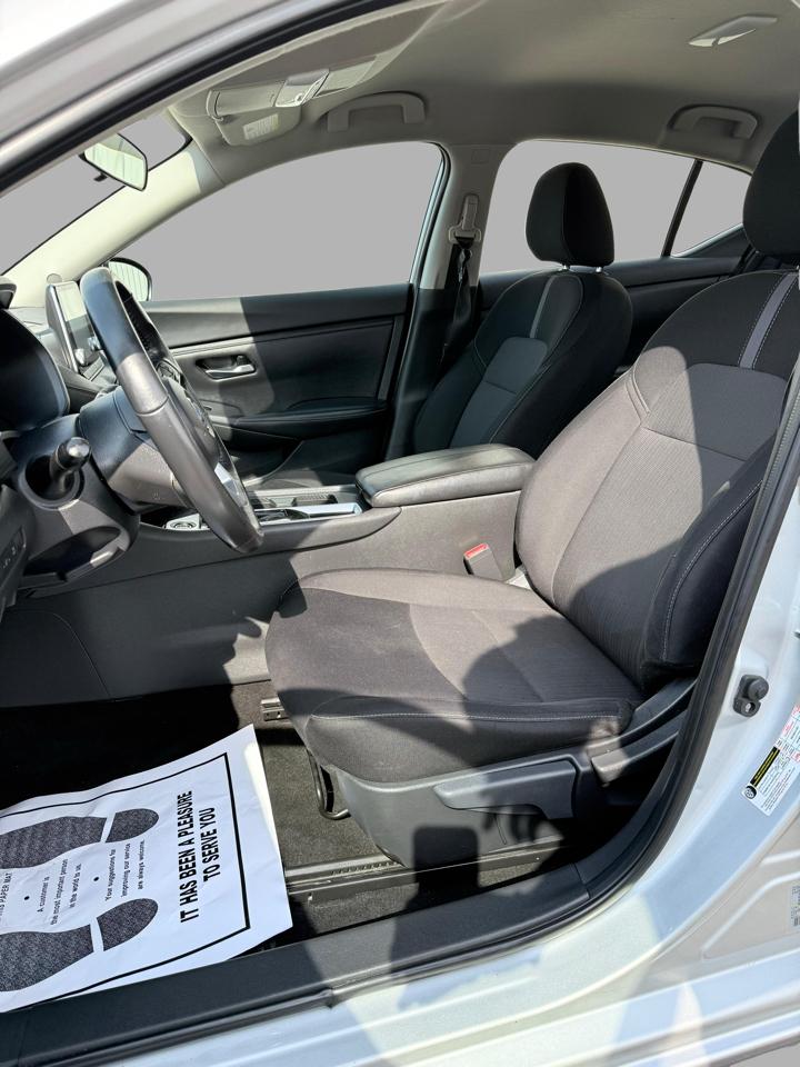 Nissan Sentra SV CVT 2022