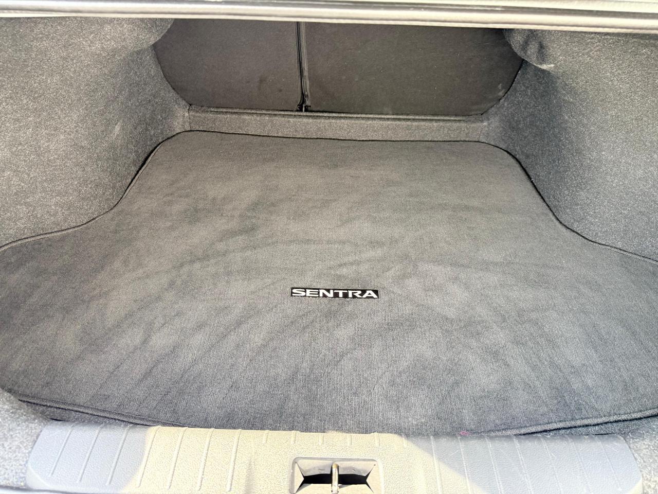 Nissan Sentra SV CVT 2022