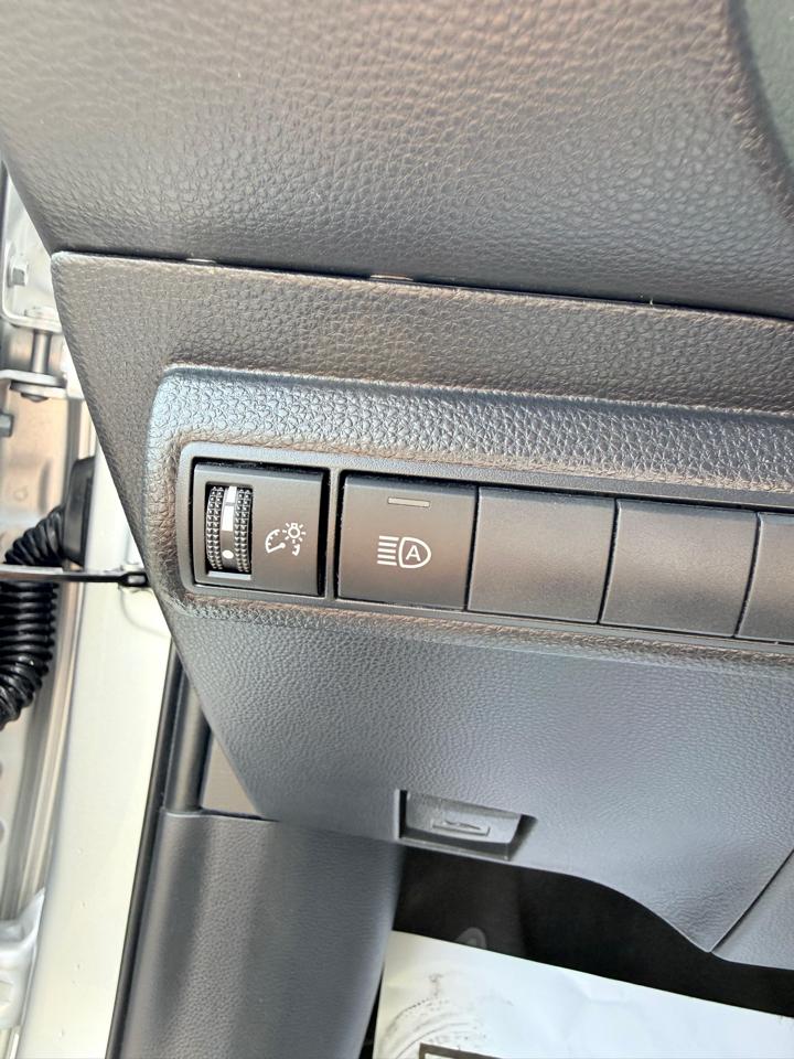 Toyota Corolla LE CVT (Natl) 2023