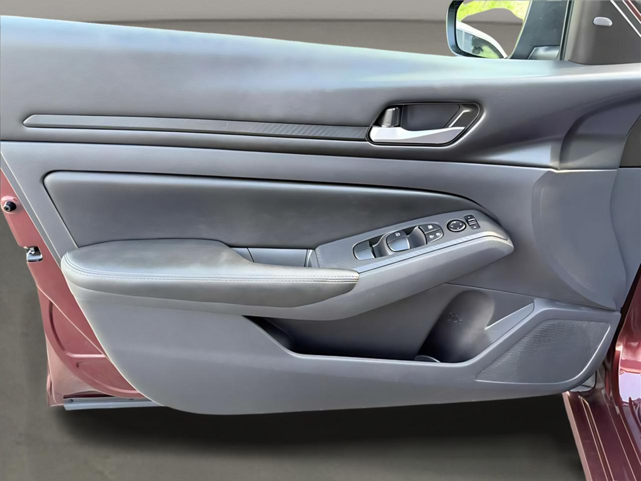 Nissan Altima SV FWD 2025