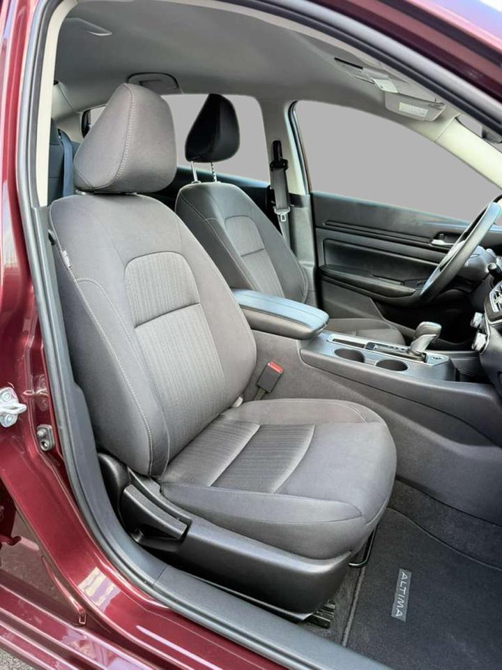 Nissan Altima SV FWD 2025