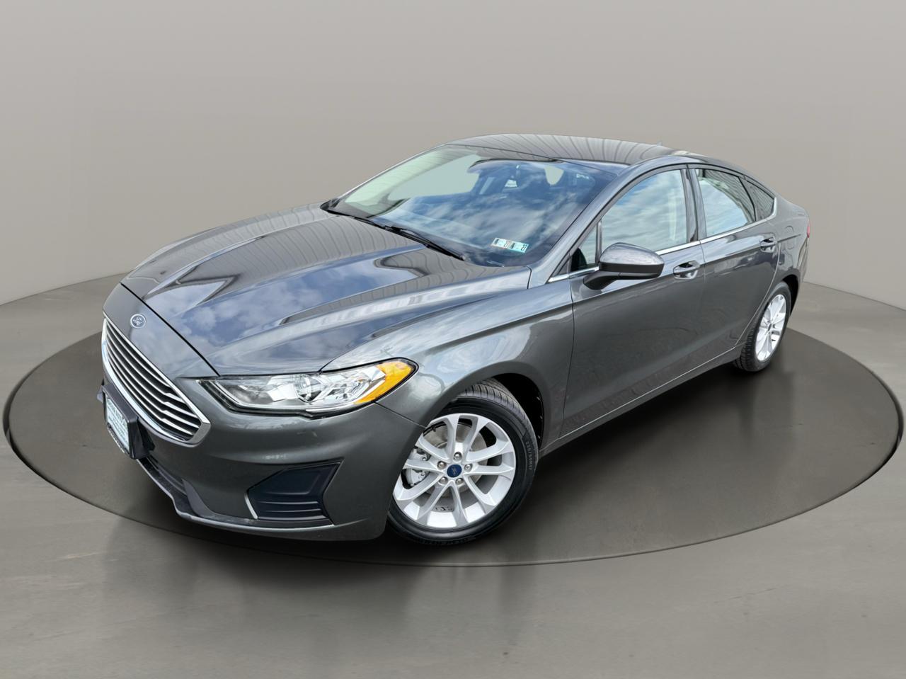 Ford Fusion SE FWD 2019