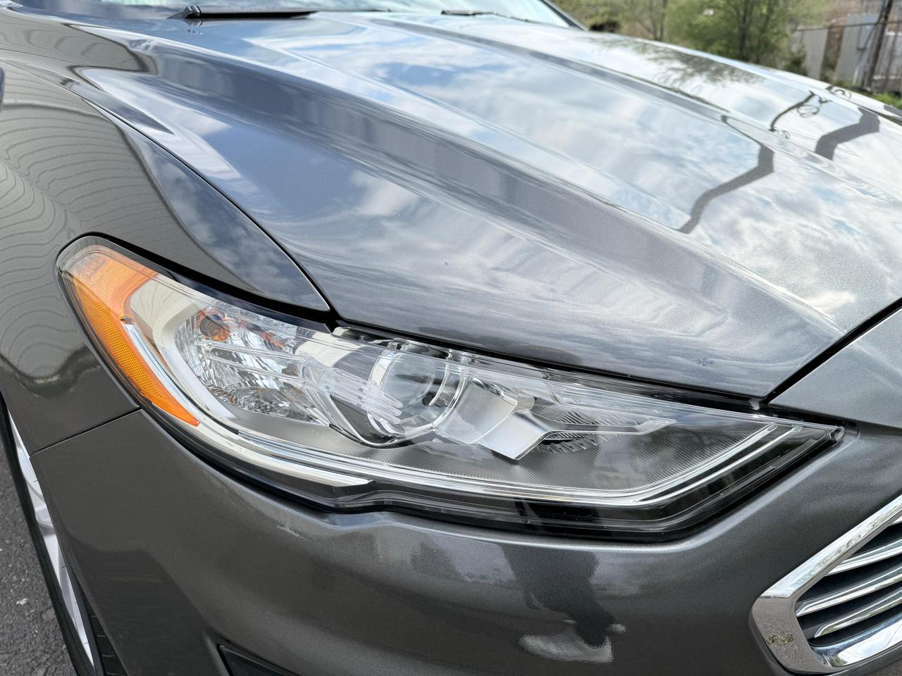 Ford Fusion SE FWD 2019