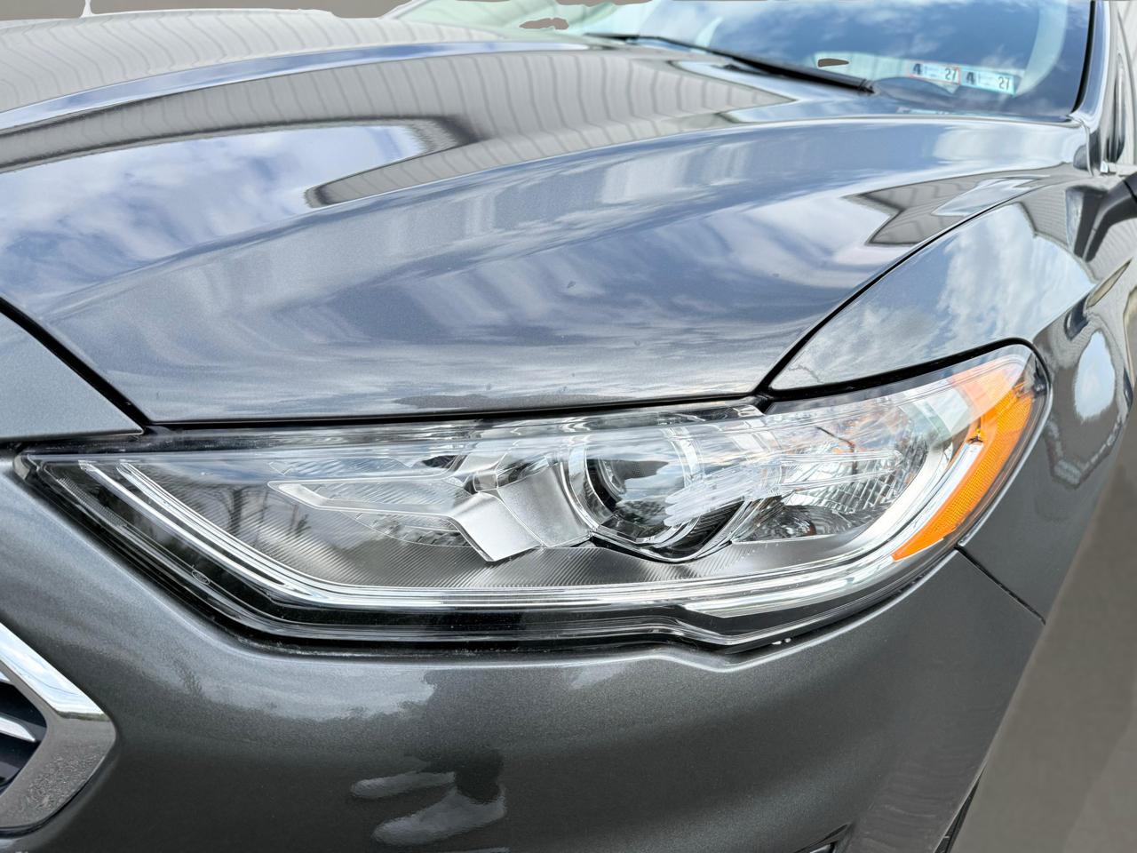 Ford Fusion SE FWD 2019