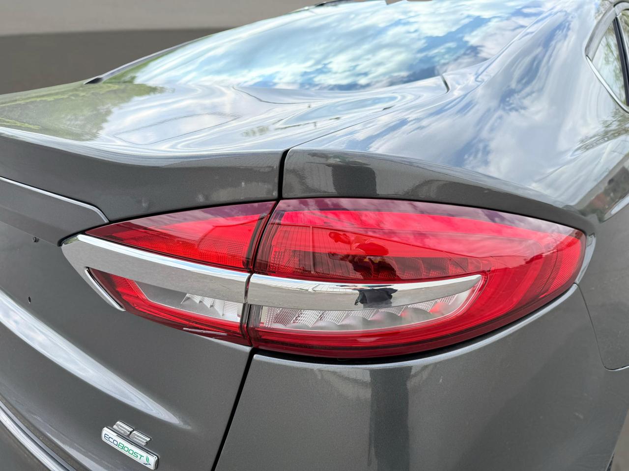 Ford Fusion SE FWD 2019