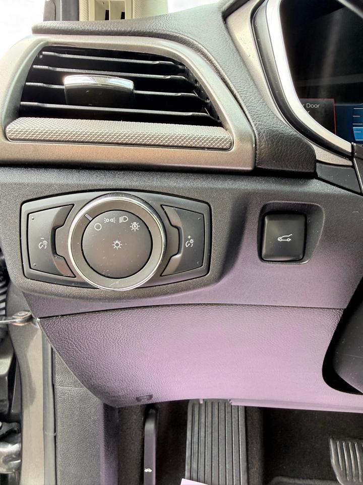 Ford Fusion SE FWD 2019