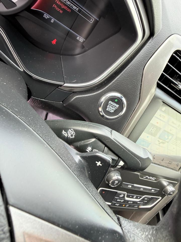 Ford Fusion SE FWD 2019