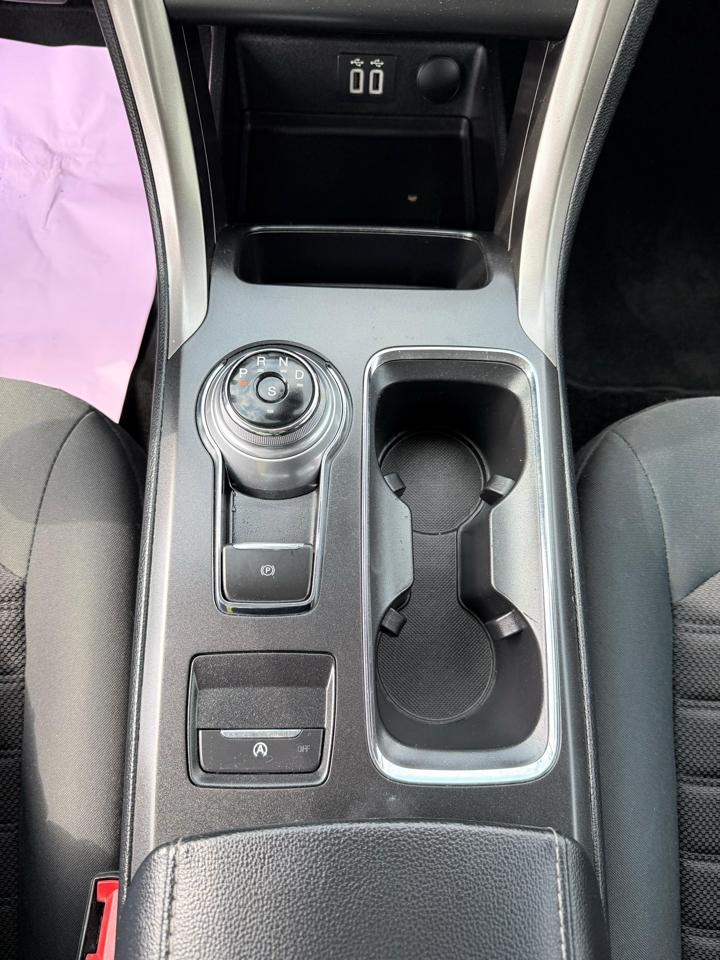 Ford Fusion SE FWD 2019
