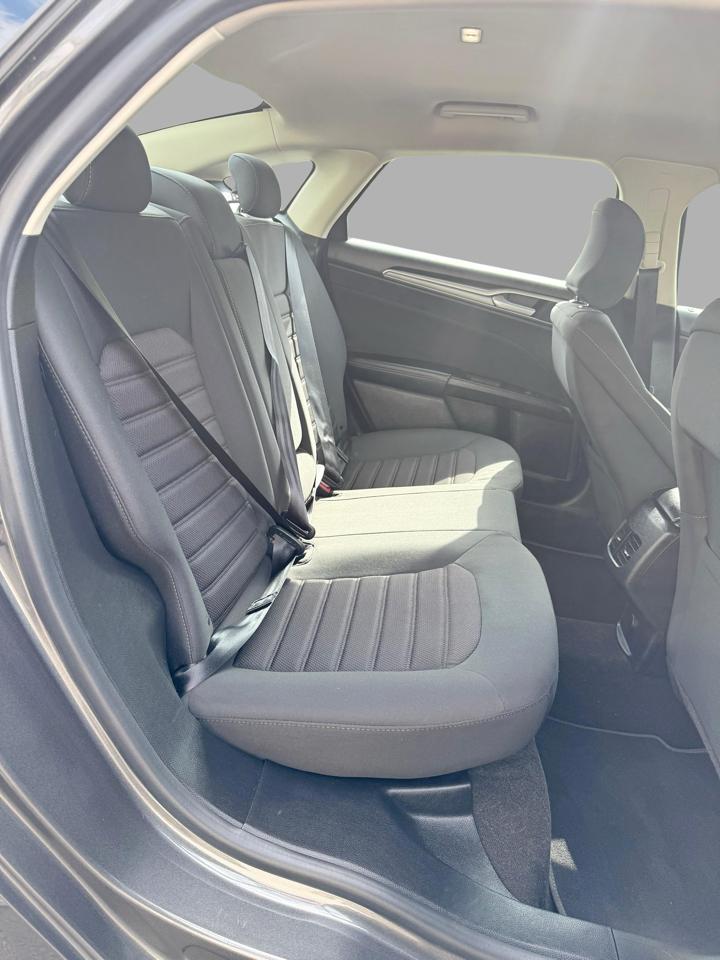 Ford Fusion SE FWD 2019