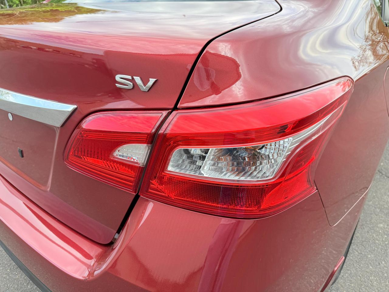 Nissan Sentra 4dr Sdn I4 CVT SV 2016