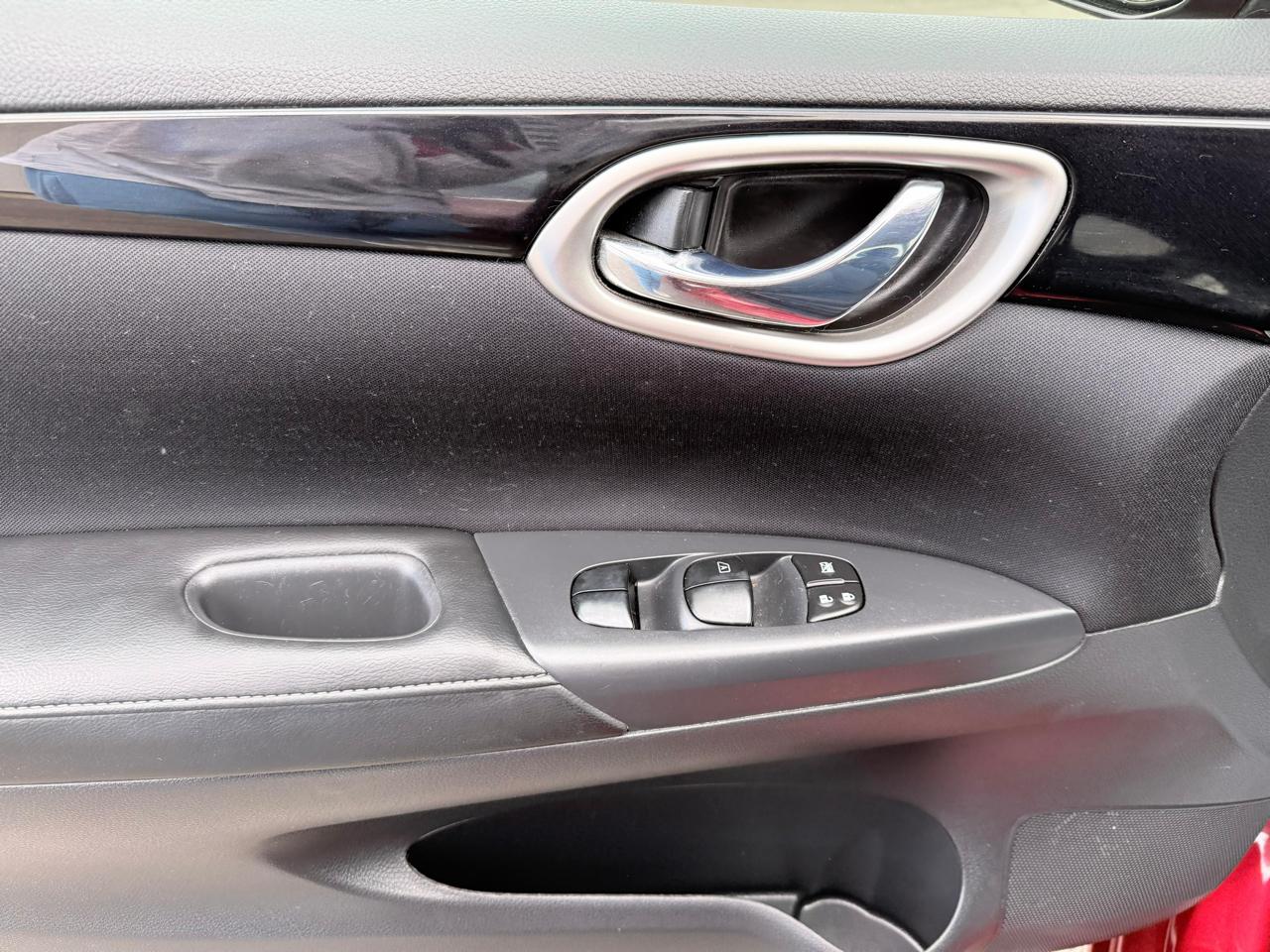 Nissan Sentra 4dr Sdn I4 CVT SV 2016