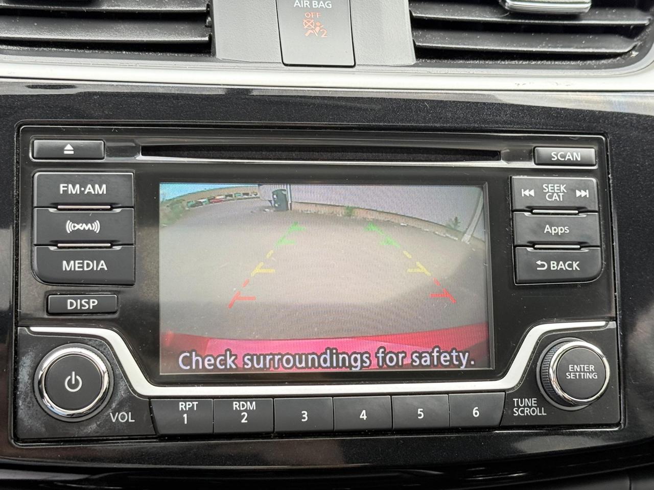 Nissan Sentra 4dr Sdn I4 CVT SV 2016