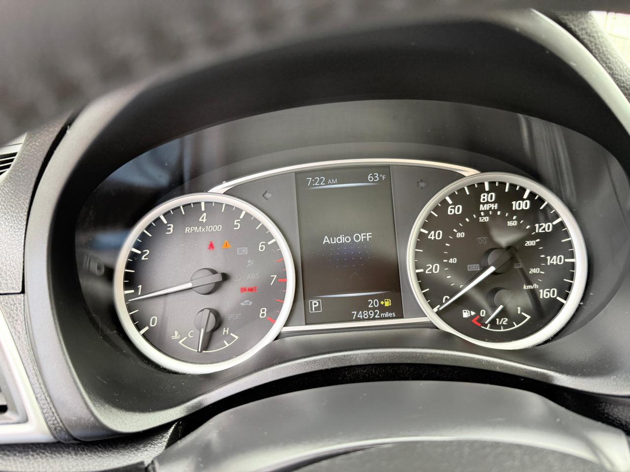 Nissan Sentra 4dr Sdn I4 CVT SV 2016