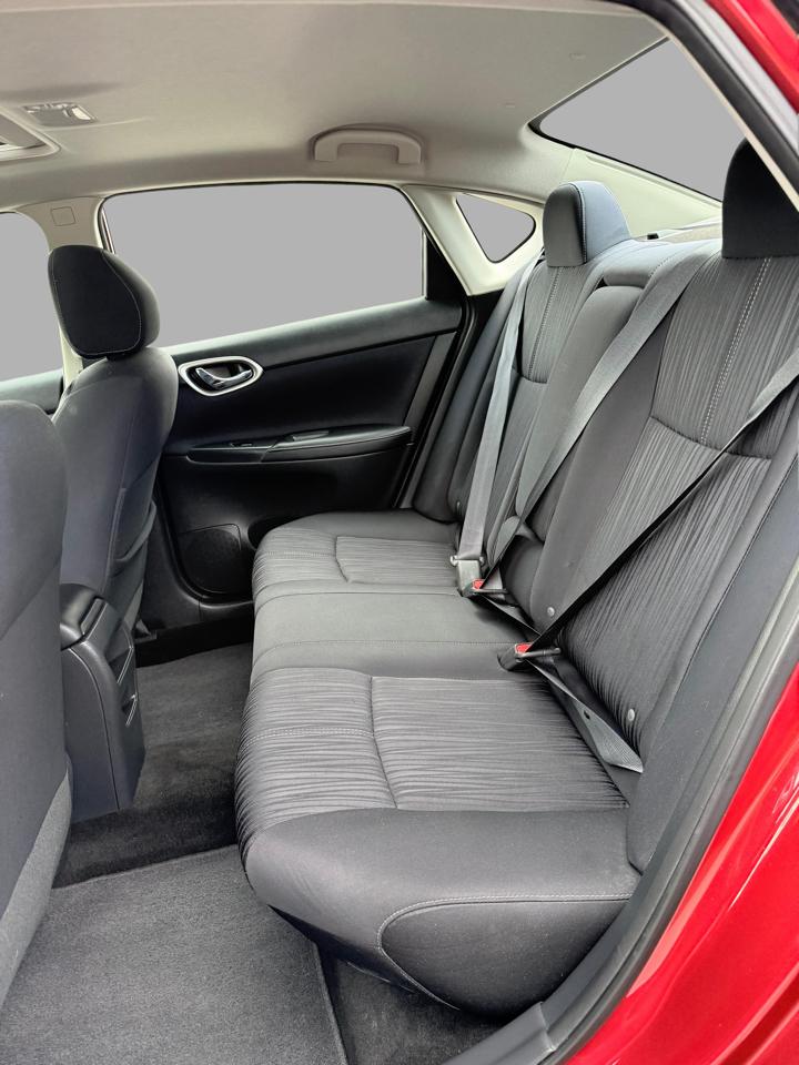 Nissan Sentra 4dr Sdn I4 CVT SV 2016