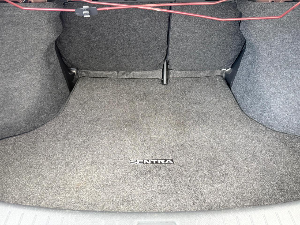 Nissan Sentra 4dr Sdn I4 CVT SV 2016