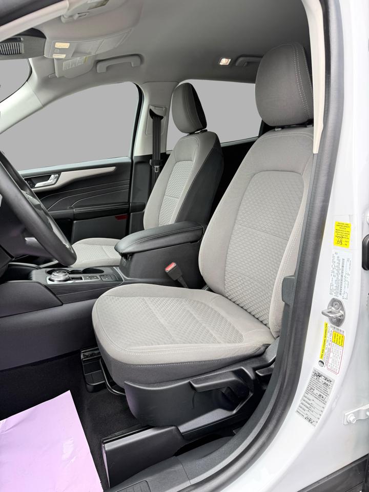 Ford Escape SE FWD 2021