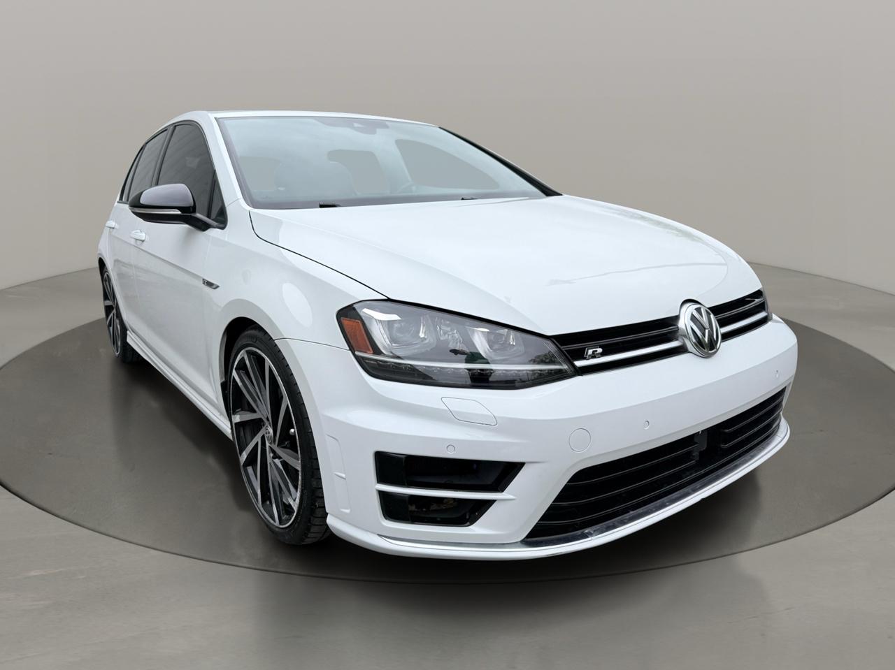 Volkswagen Golf R 4-Door Manual w/DCC/Nav 2017