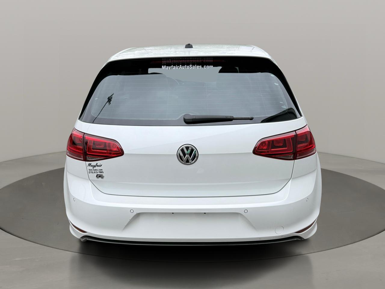 Volkswagen Golf R 4-Door Manual w/DCC/Nav 2017