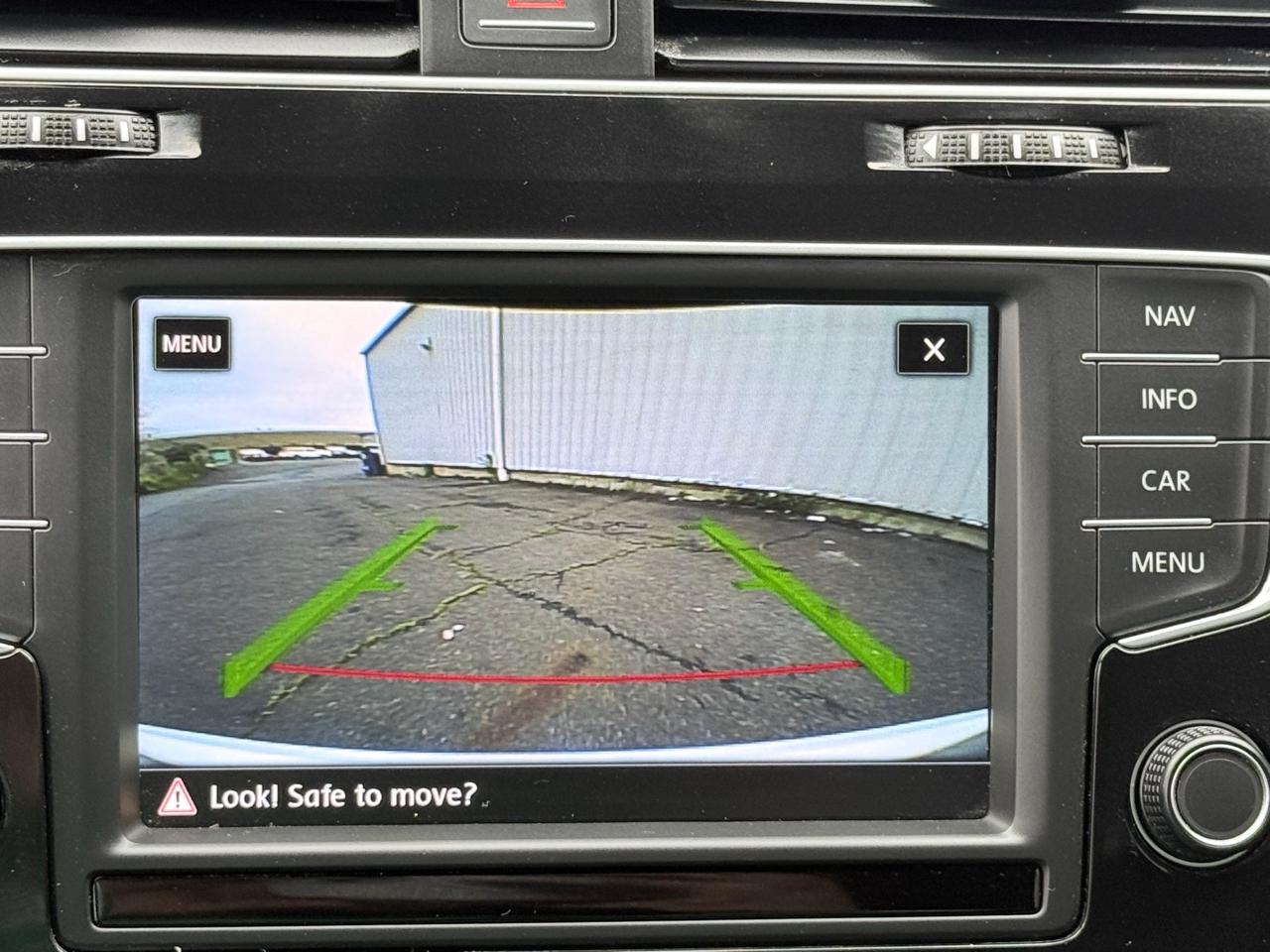 Volkswagen Golf R 4-Door Manual w/DCC/Nav 2017