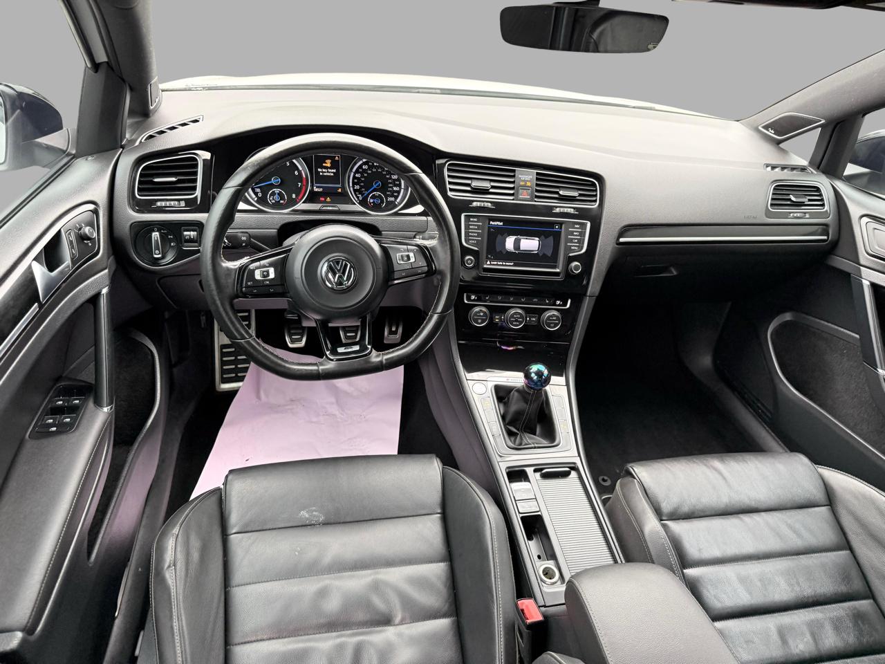 Volkswagen Golf R 4-Door Manual w/DCC/Nav 2017