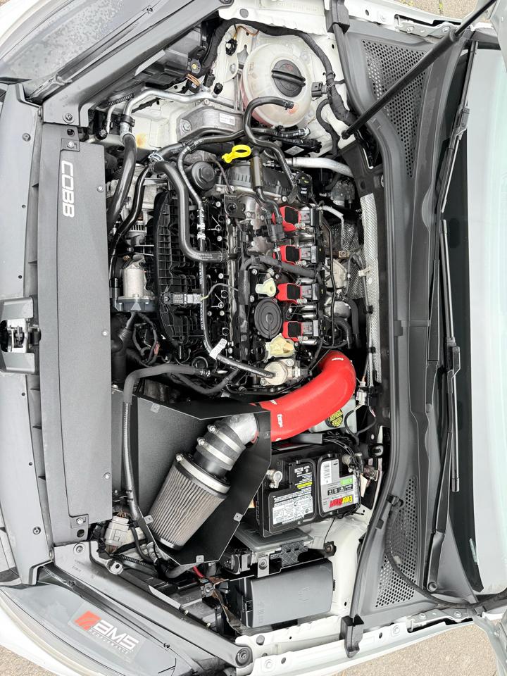 Volkswagen Golf R 4-Door Manual w/DCC/Nav 2017