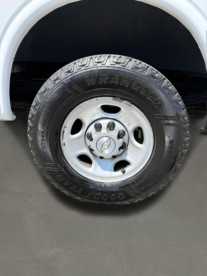 Chevrolet Express Cargo Van RWD 2500 135" 2021