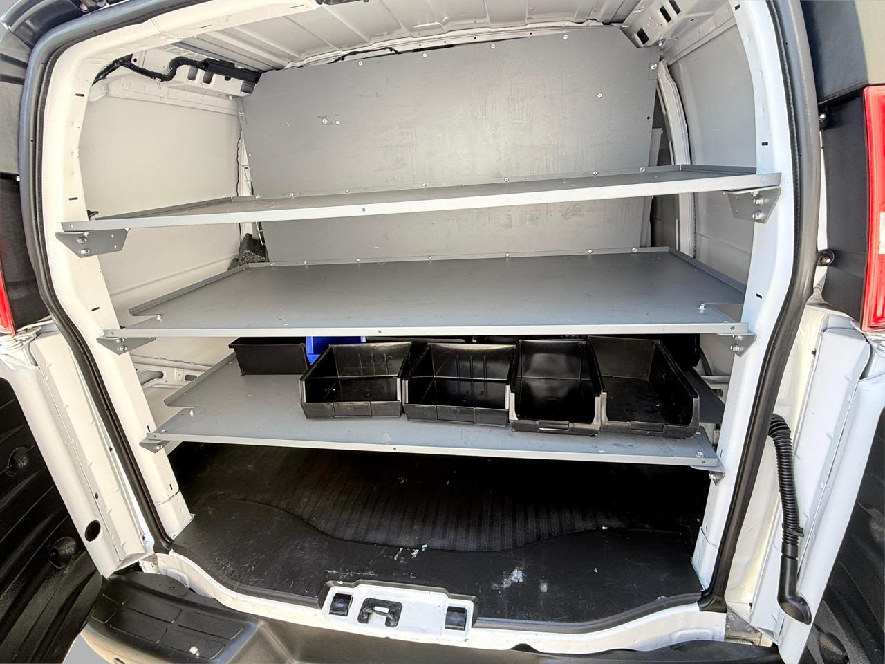 Chevrolet Express Cargo Van RWD 2500 135" 2021