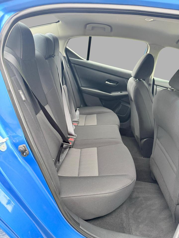 Nissan Sentra SV CVT 2021