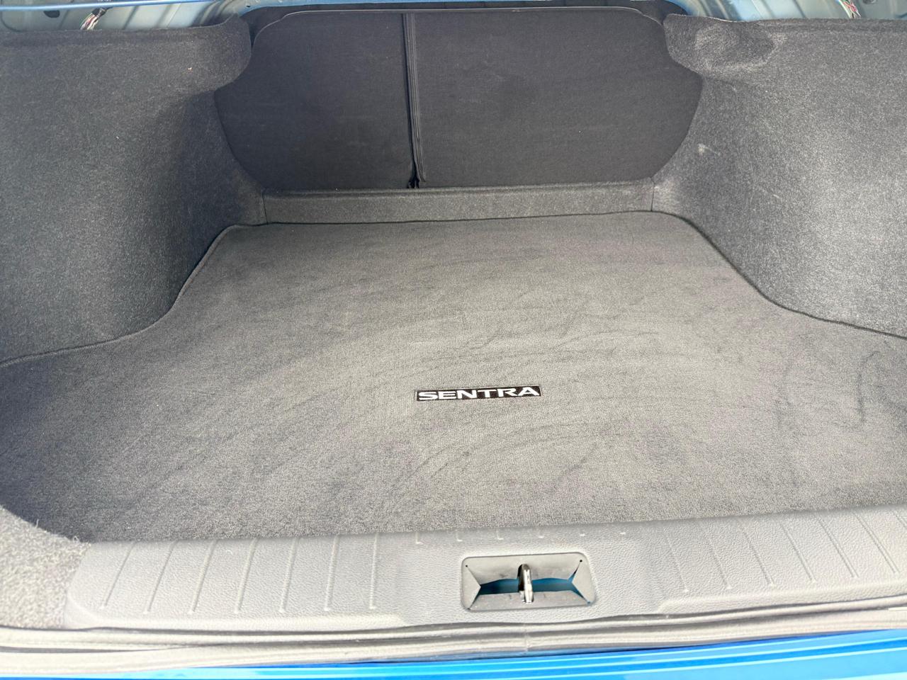 Nissan Sentra SV CVT 2021