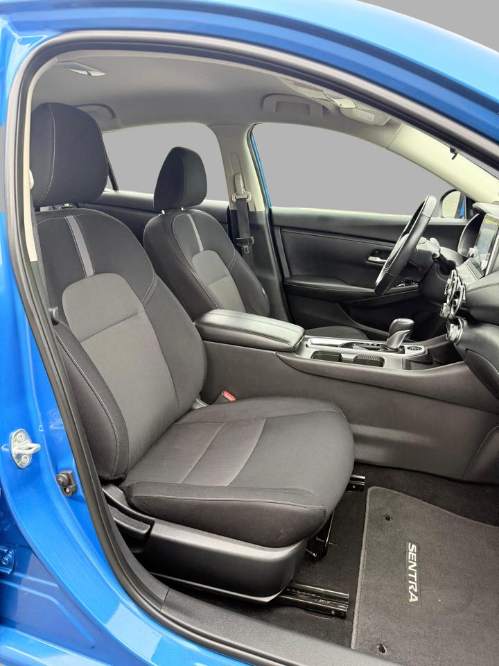 Nissan Sentra SV CVT 2021