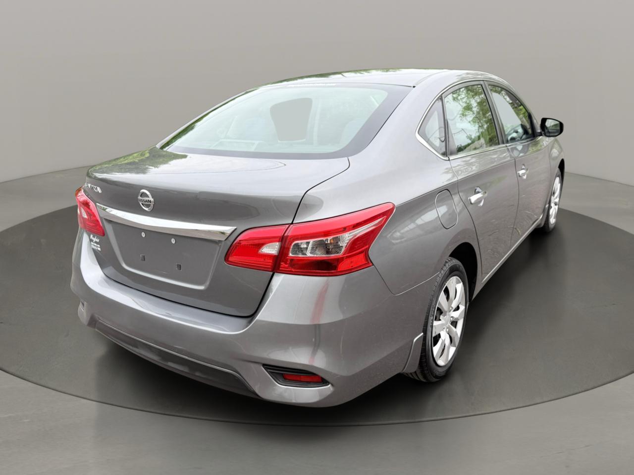 Nissan Sentra S CVT 2019