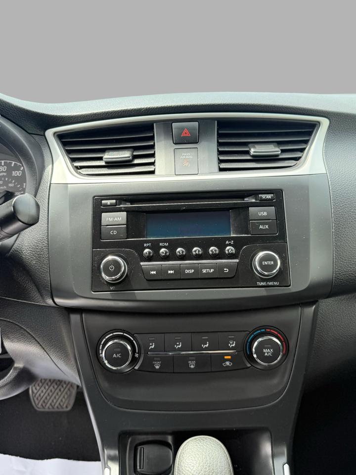 Nissan Sentra S CVT 2017