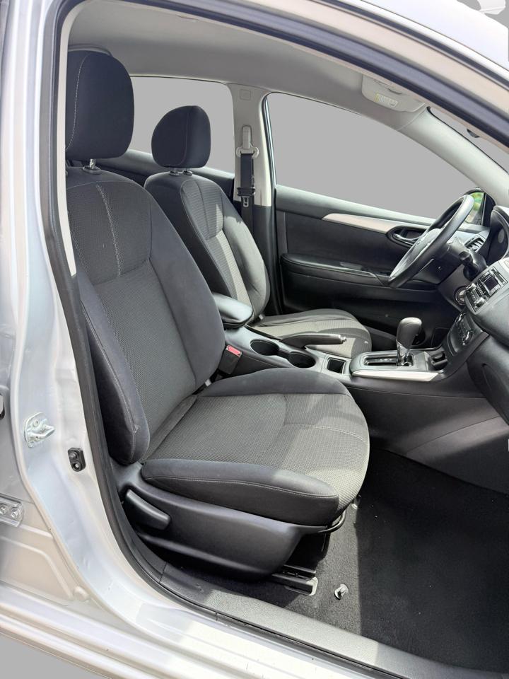 Nissan Sentra S CVT 2017