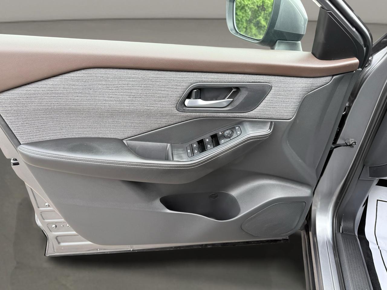 Nissan Rogue AWD SV 2021