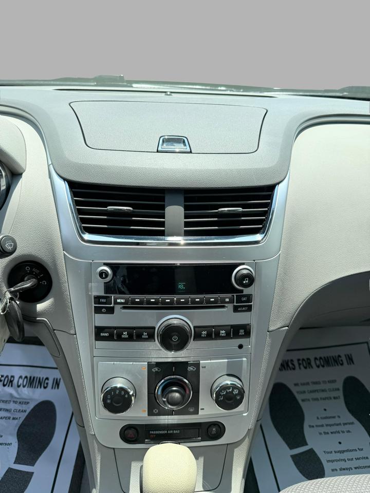 Chevrolet Malibu 4dr Sdn LS w/1LS 2012