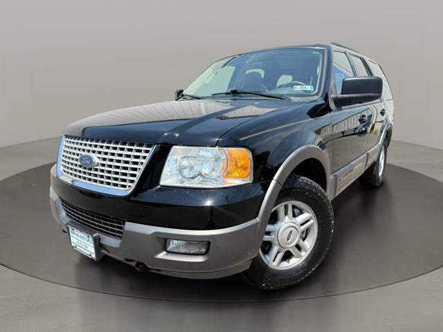 Matte Black 2005 Ford Expedition XLT 4WD SUV / Crossover Four-Wheel Drive