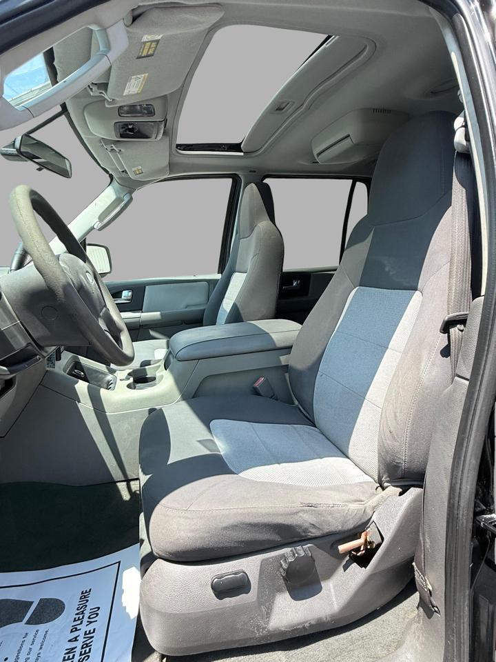 Ford Expedition 5.4L Special Service 4WD 2005