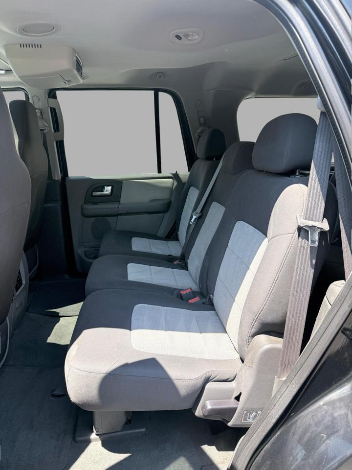 Ford Expedition 5.4L Special Service 4WD 2005