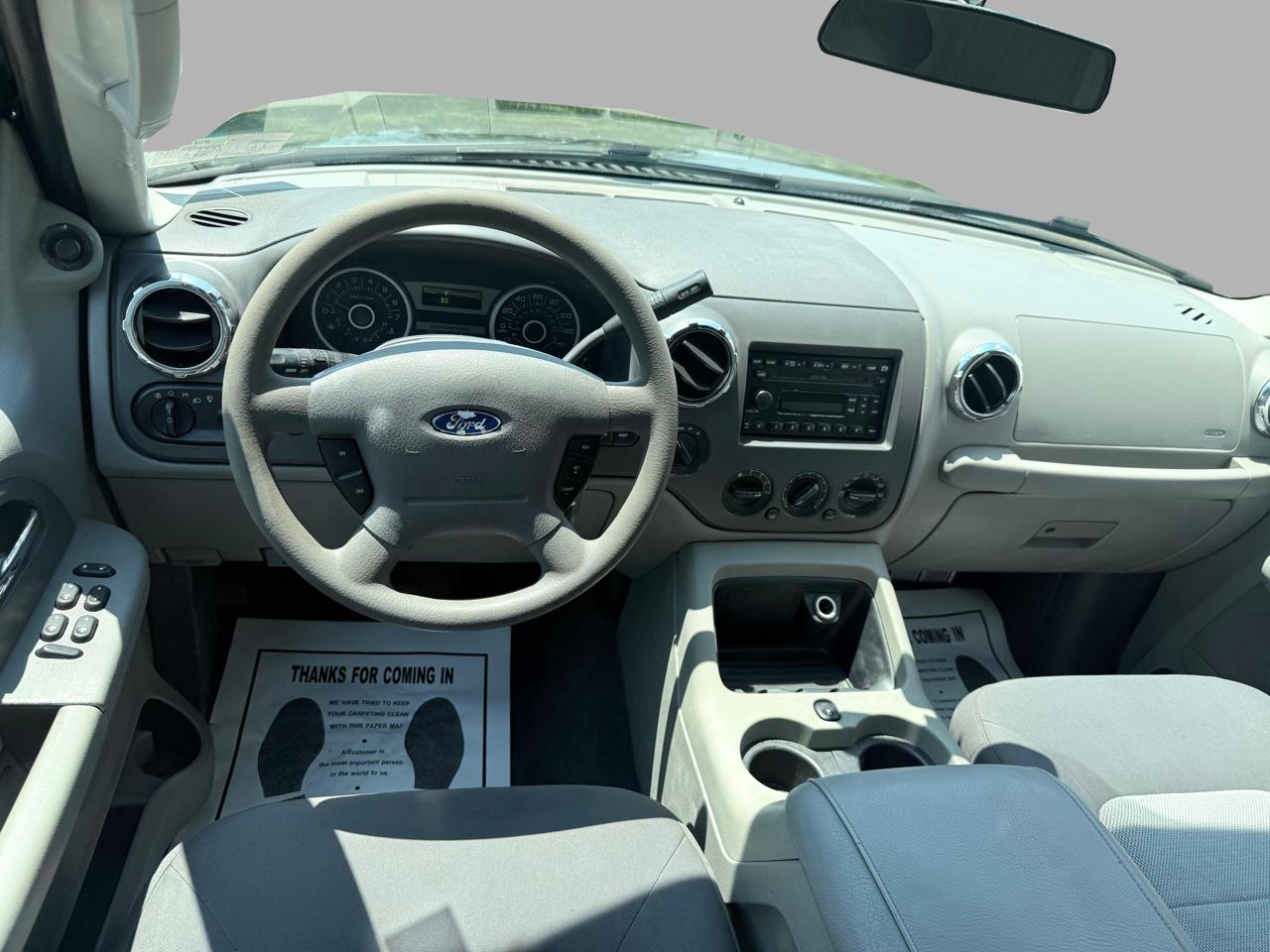 Ford Expedition 5.4L Special Service 4WD 2005