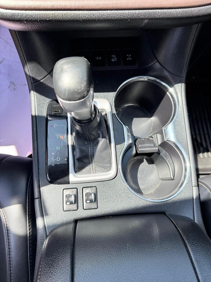Toyota Highlander XLE V6 AWD (Natl) 2019