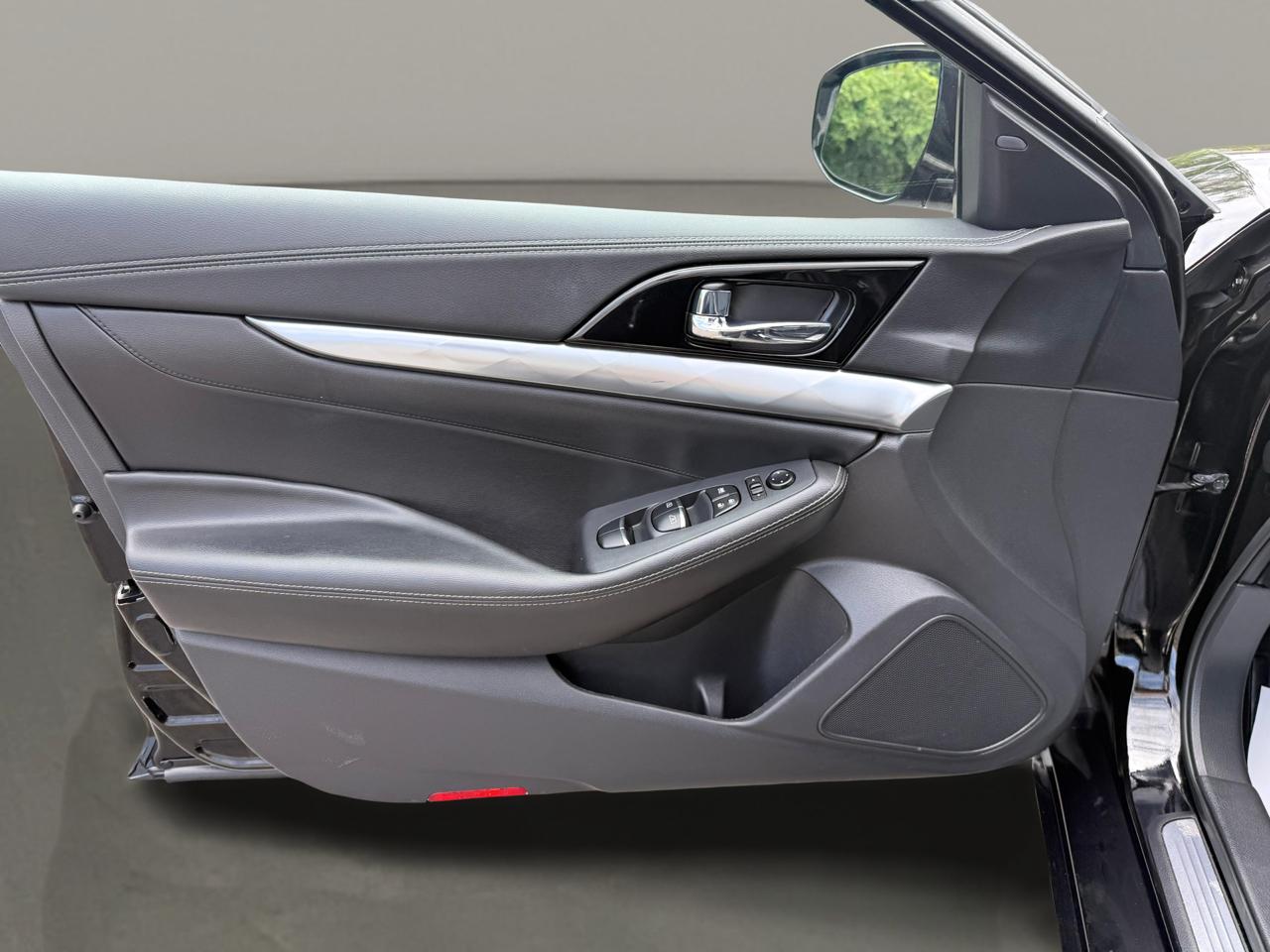 Nissan Maxima SV 3.5L 2020