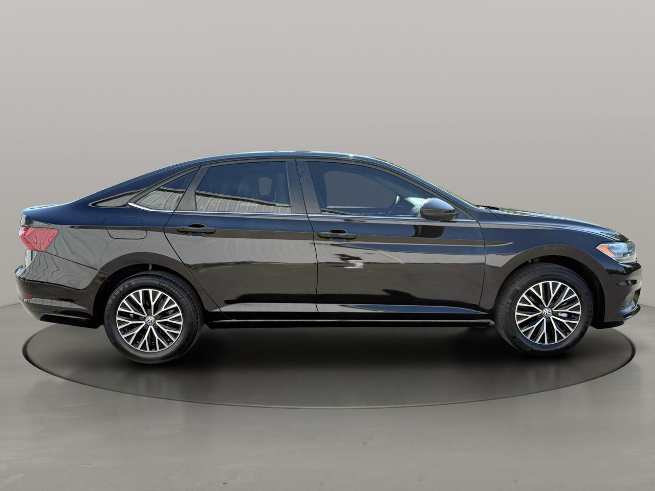 Volkswagen Jetta R-Line Auto 2021